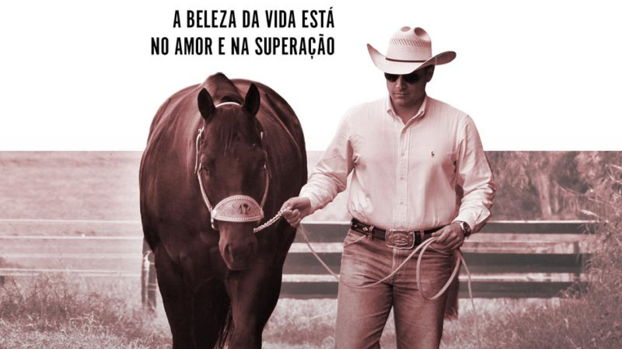 Foto: 100 Poemas à venda